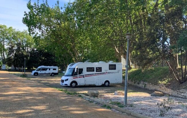 Aire De Camping Car Dans L Aude