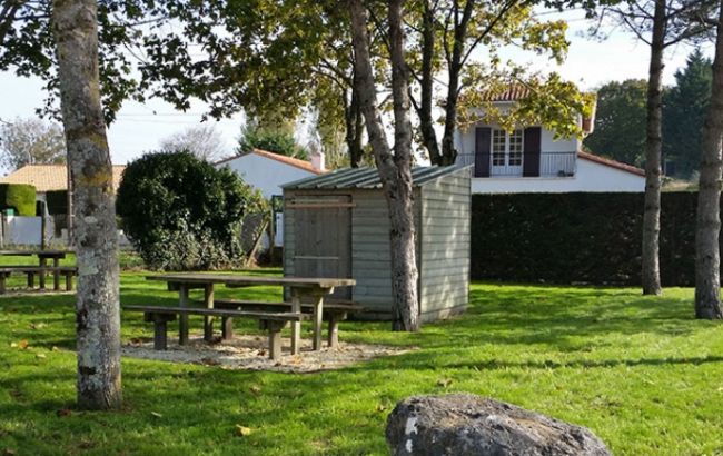 Aire Camping Car Park 18 Rue Bel Air 17200 Royan