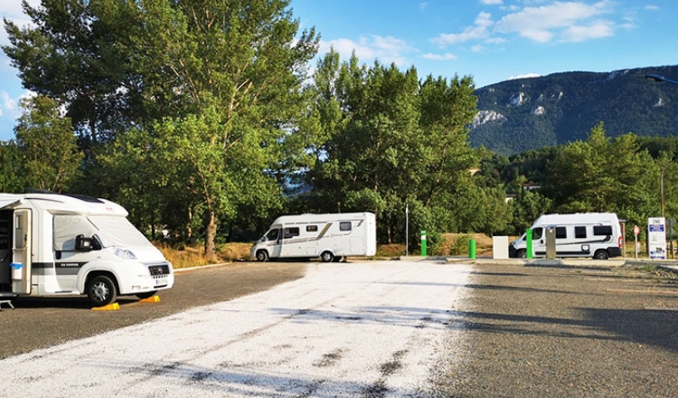 Aire Camping Car Park De Quillan Coeur Du Pays Cathare Aude